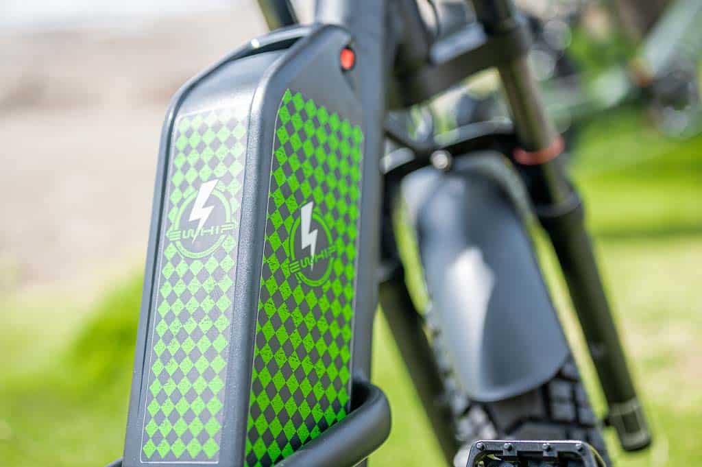 El Camino Electric Moped by EWhip Electric Moto Company Costa Rica(Black)